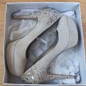 Nine West suede platform heels